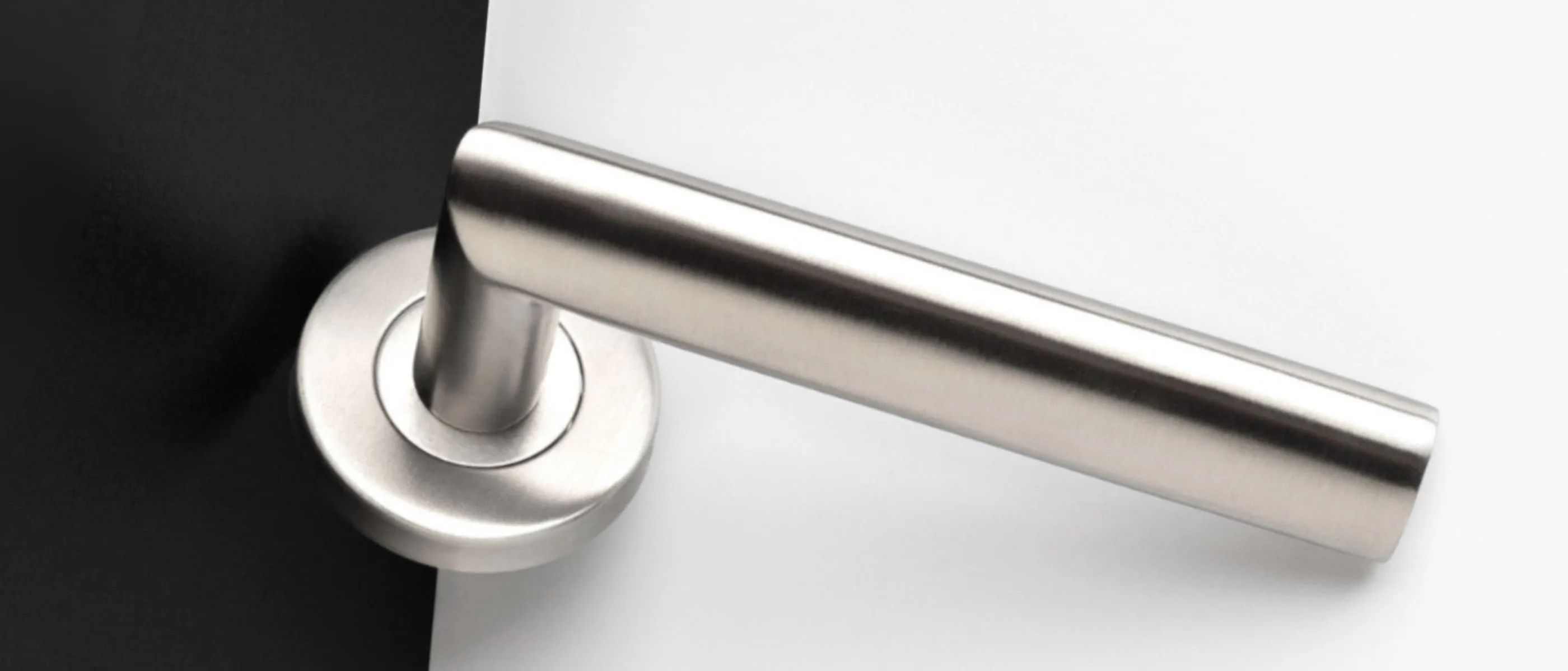 Doors handles